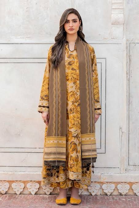 Baroque  | Unstitched | Luxury Lawn 3 Piece Printed Dress - QHF0076